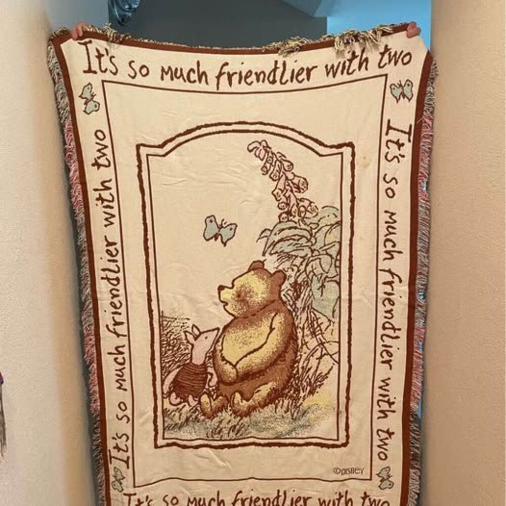 Vintage Classic Winnie the Pooh woven tapestry thick blanket